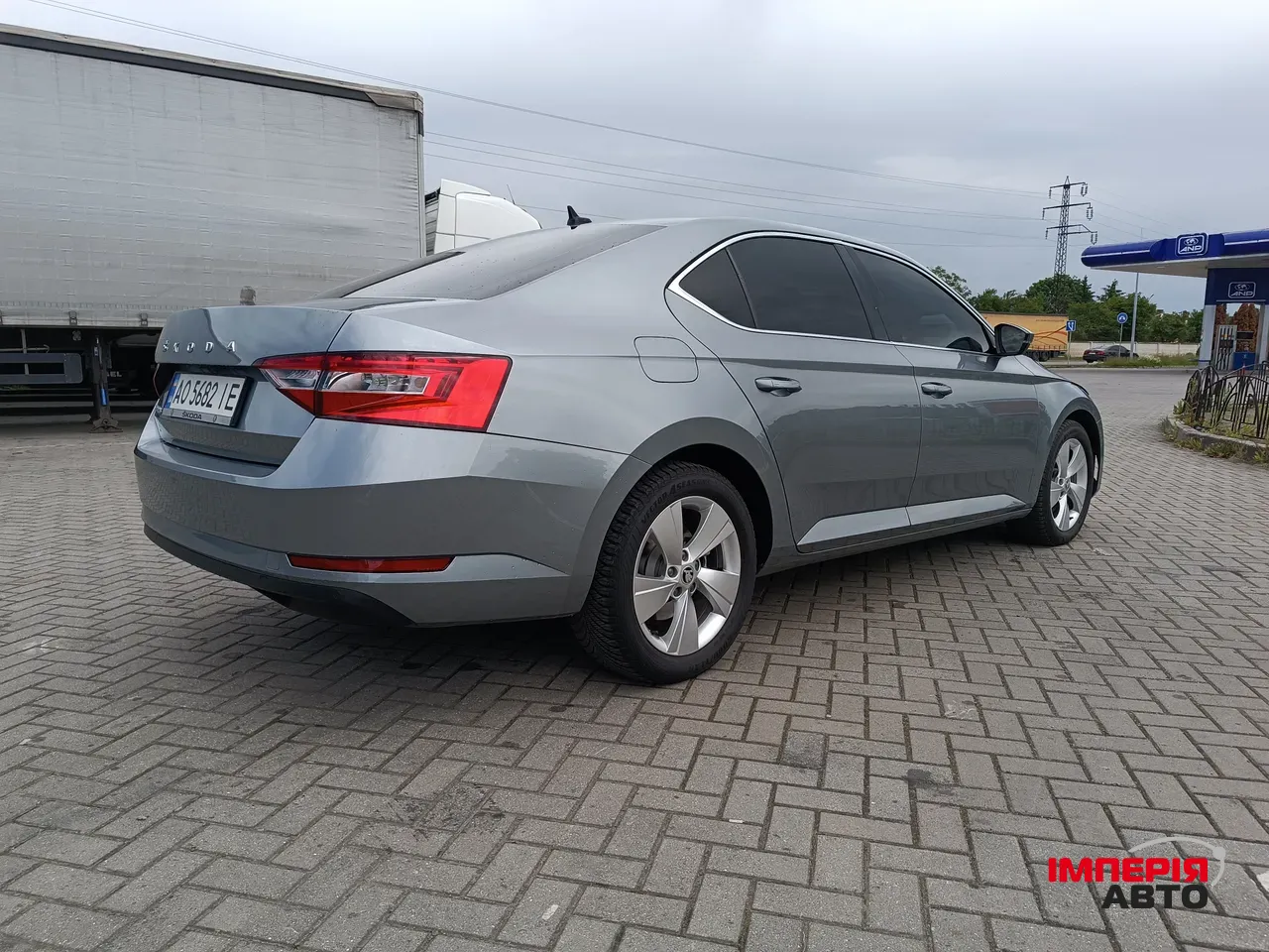 Skoda Superb - фото 7