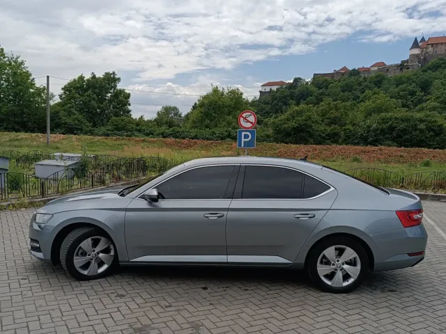 Skoda Superb - фото 4