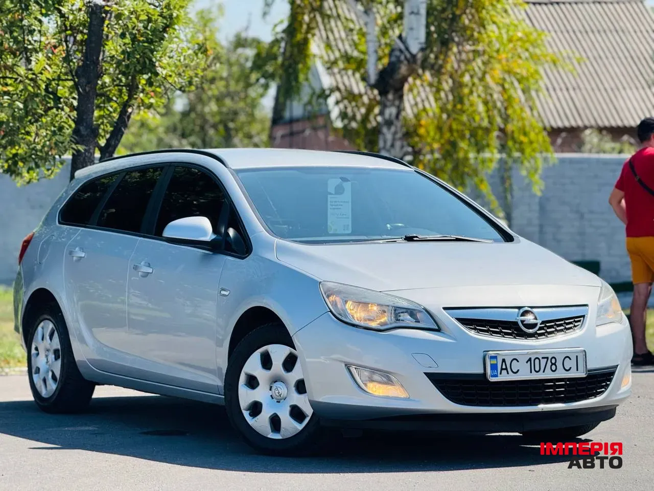 Opel Astra - фото 1