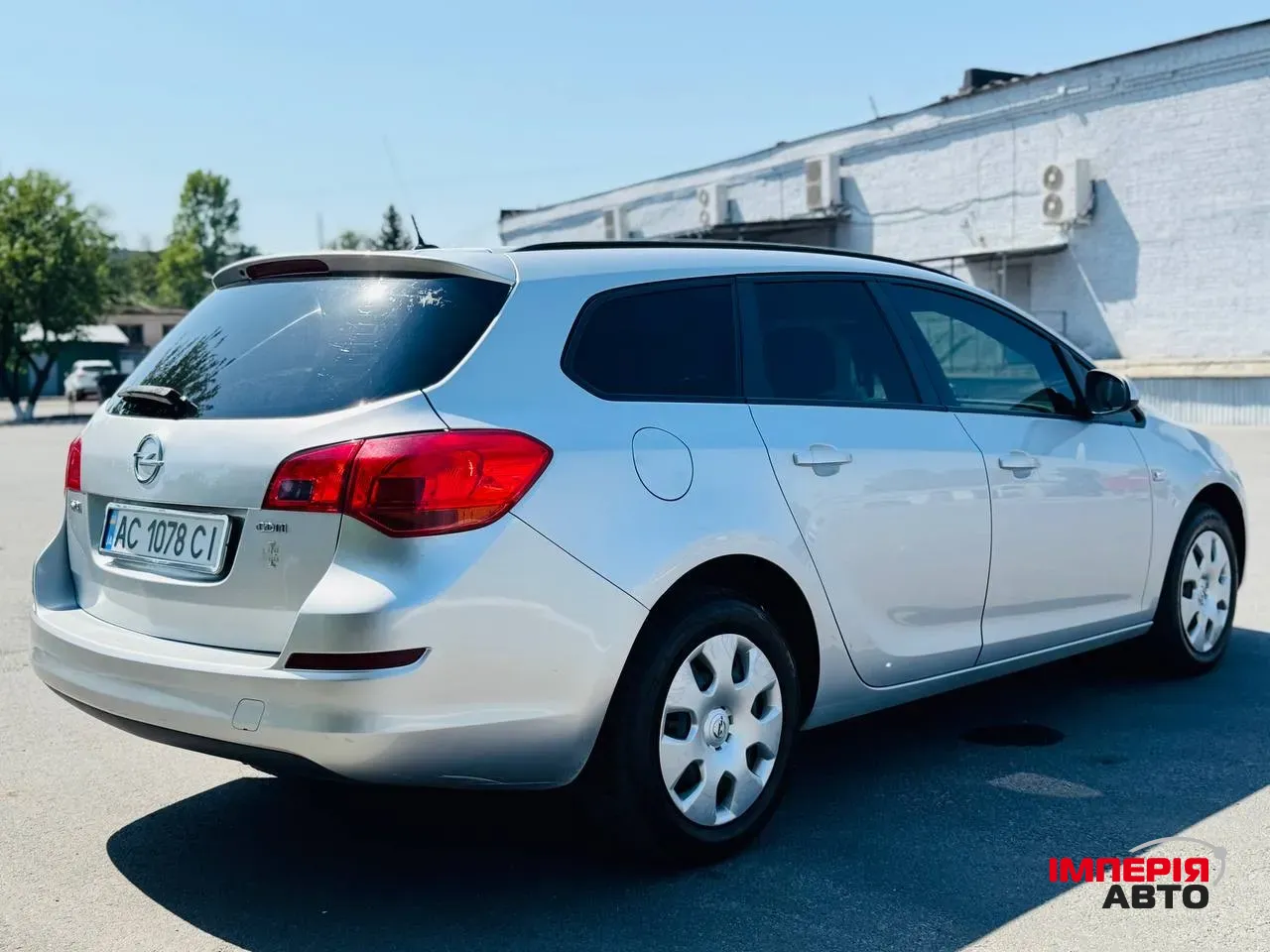 Opel Astra - фото 8