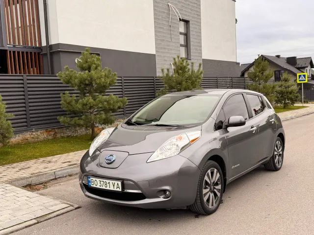 Nissan Leaf - фото 4