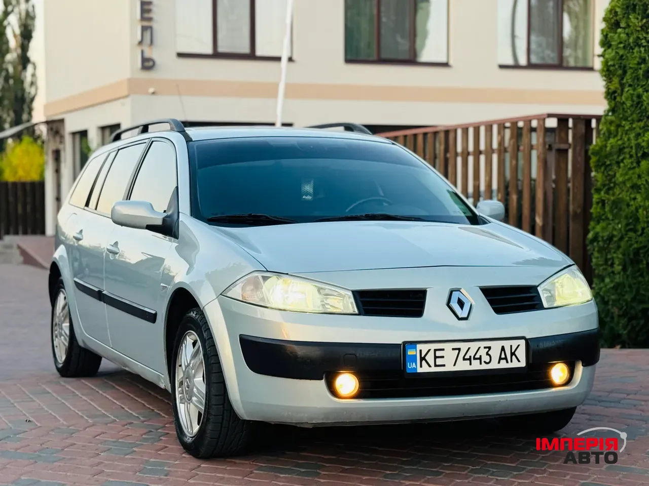 Renault Megane - фото 2