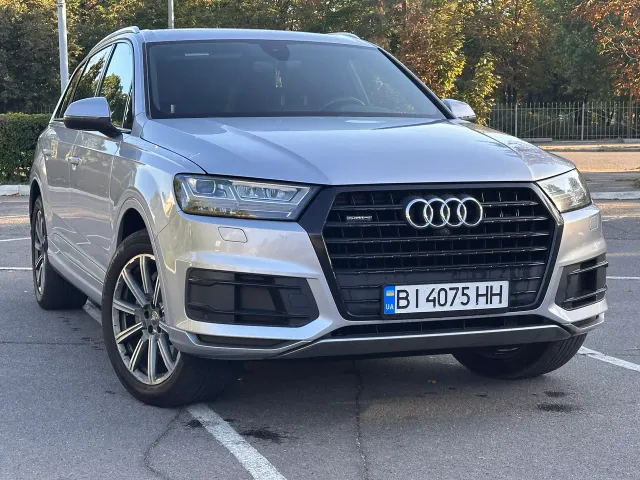 Audi Q7 - фото 4