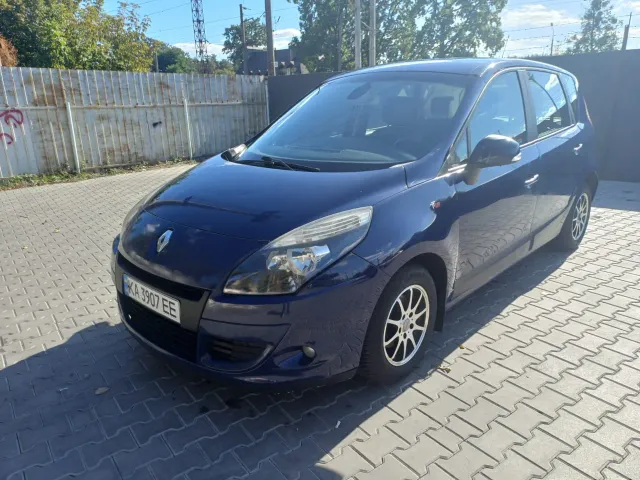 Renault Scenic - фото 1