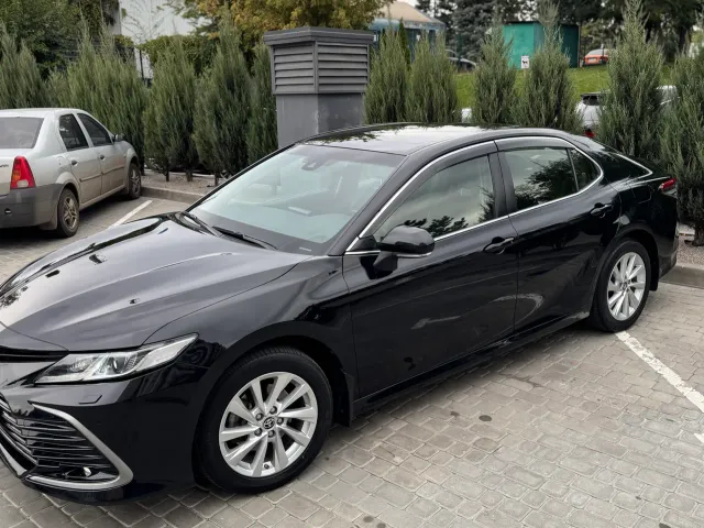 Toyota Camry - фото 4
