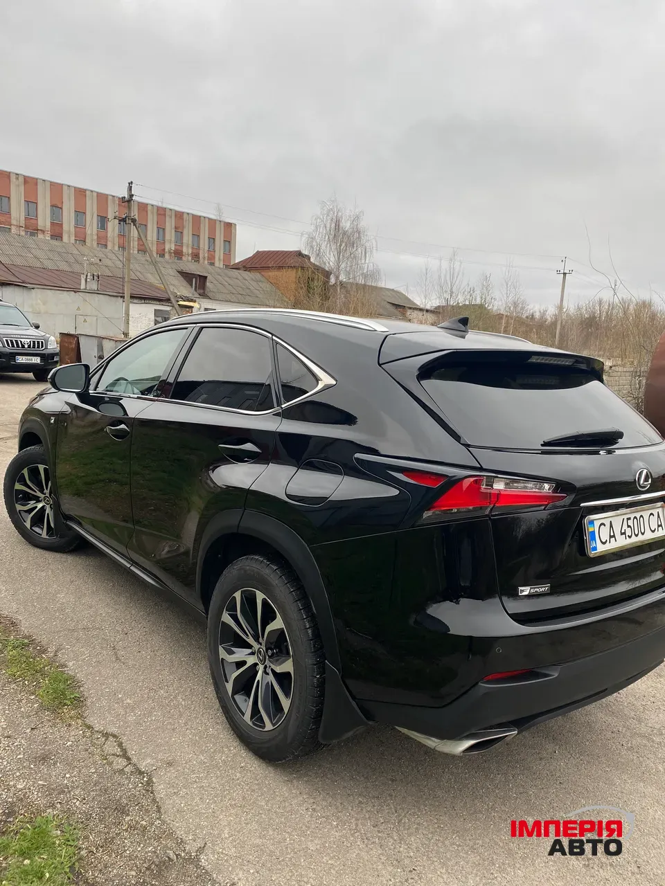 Lexus NX - фото 5