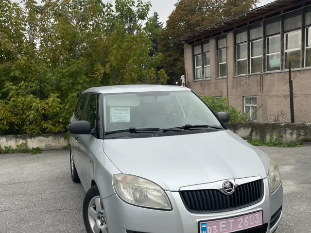 Skoda Fabia - фото 1
