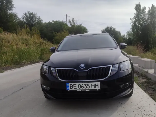 Skoda Octavia - фото 1