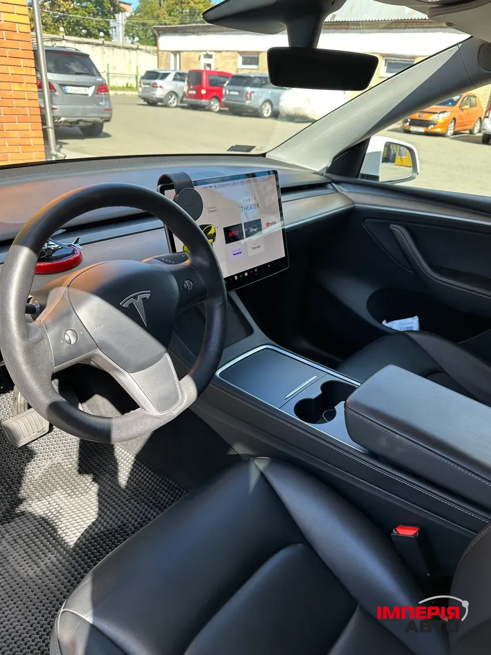 Tesla Model Y - фото 32