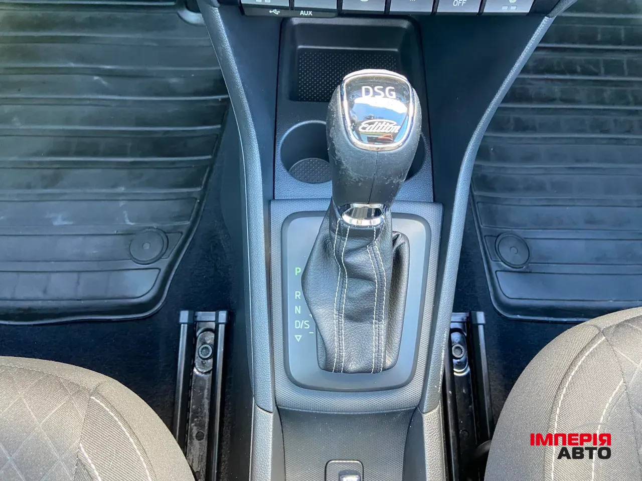 Skoda Rapid - фото 26