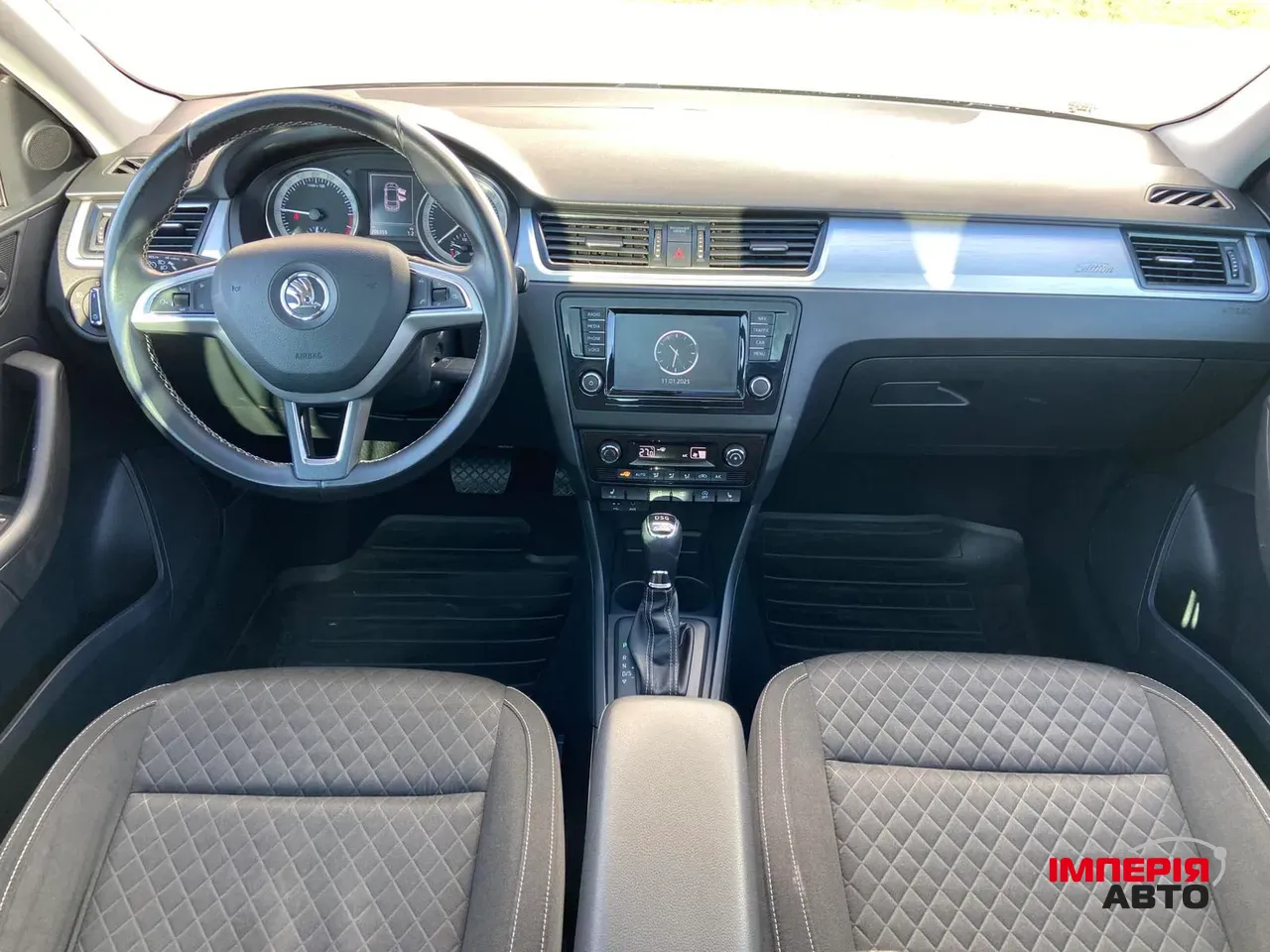 Skoda Rapid - фото 21