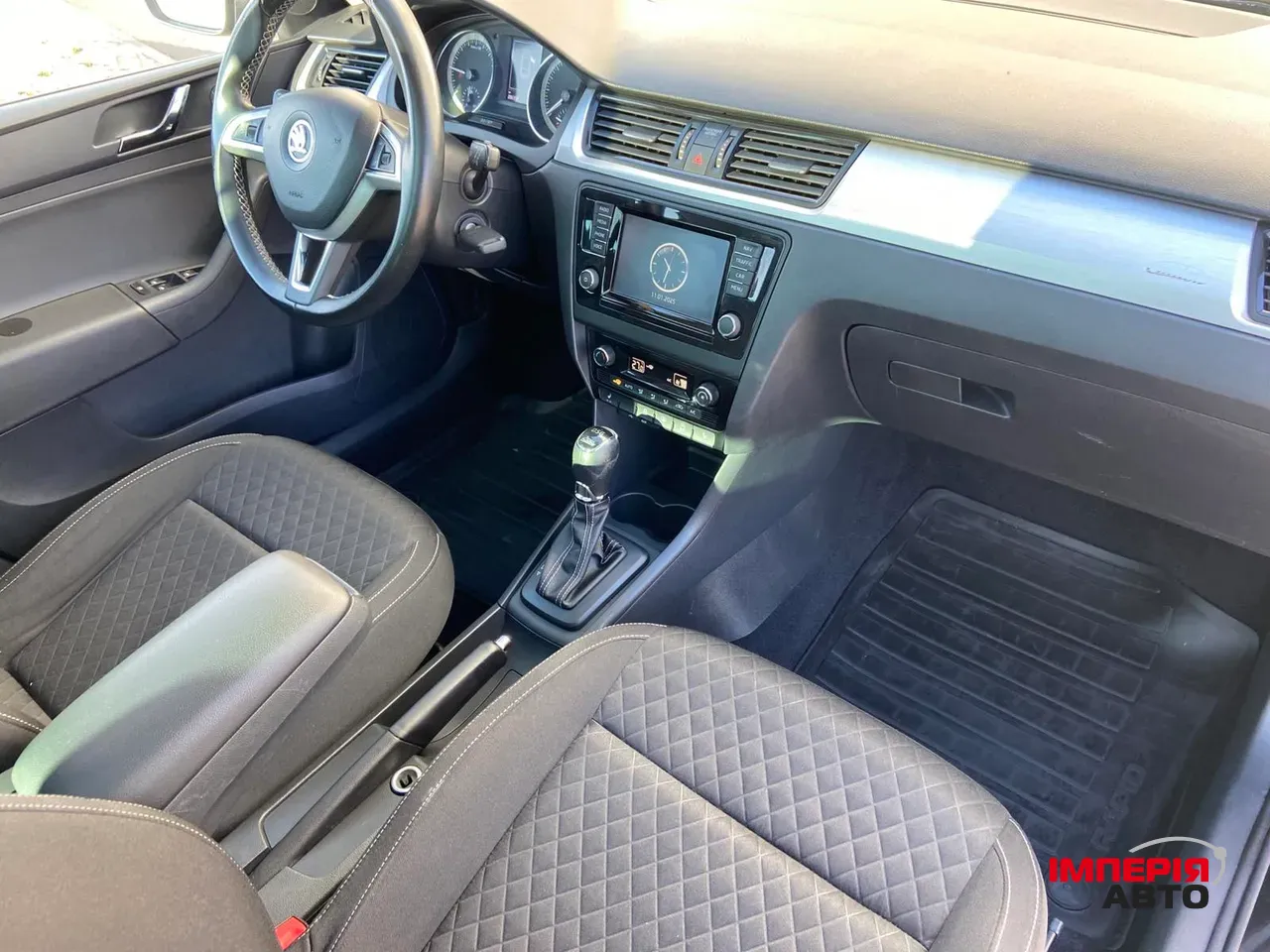 Skoda Rapid - фото 20