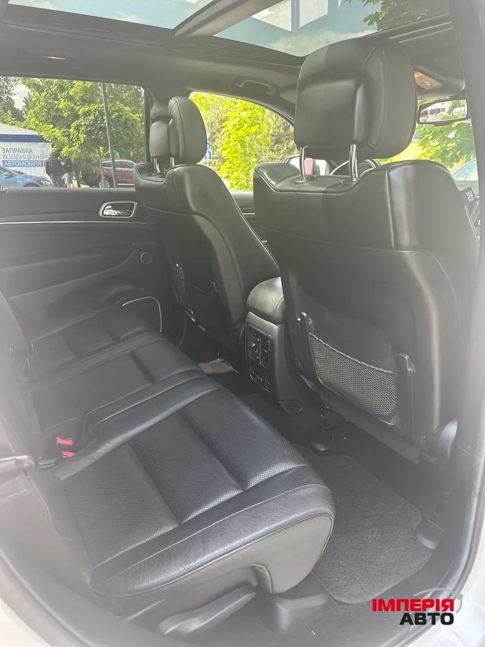 Jeep Grand Cherokee - фото 10