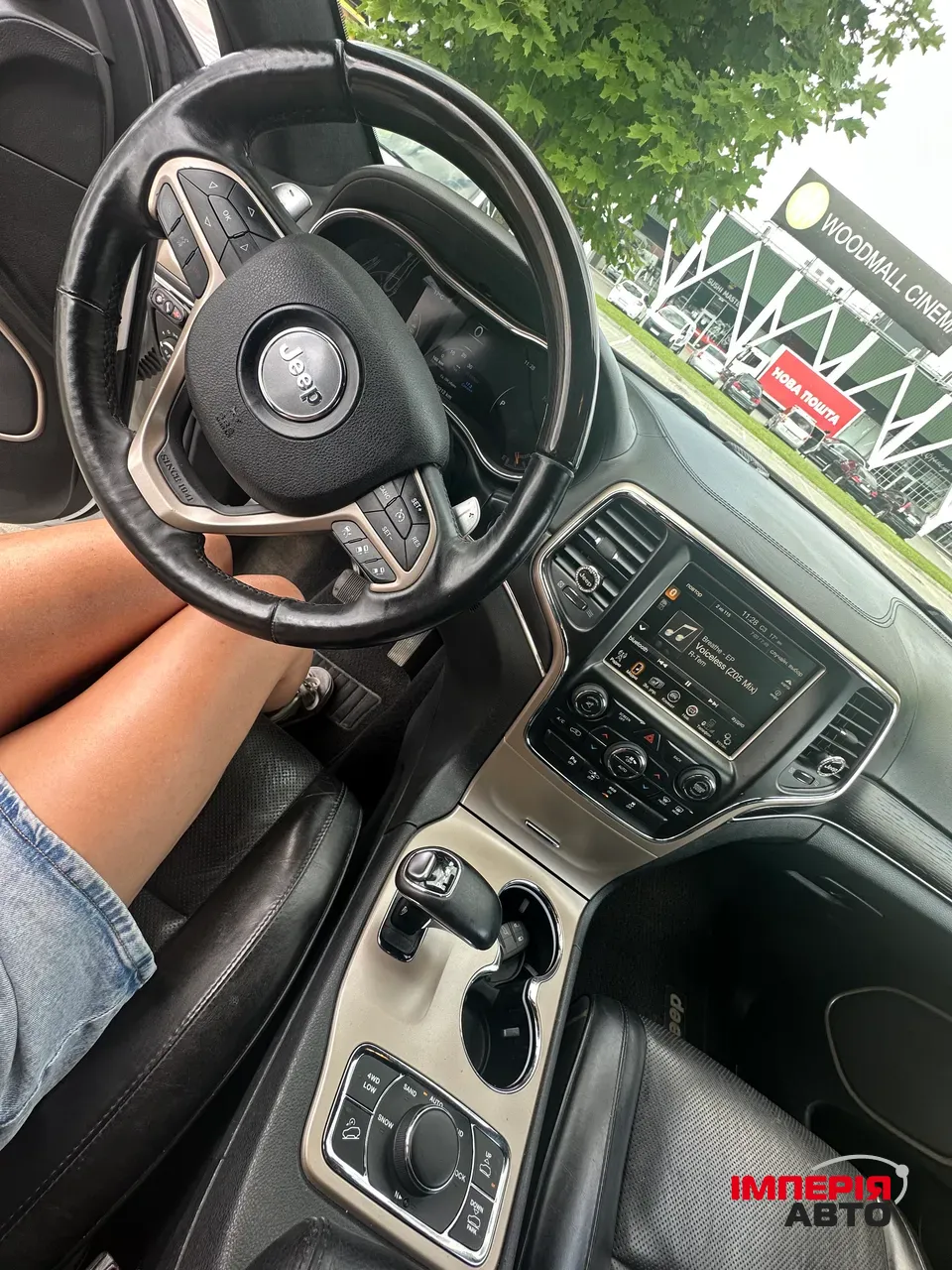 Jeep Grand Cherokee - фото 16