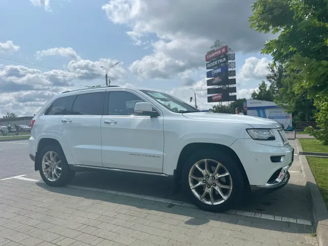 Jeep Grand Cherokee - фото 1