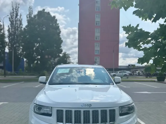 Jeep Grand Cherokee - фото 2