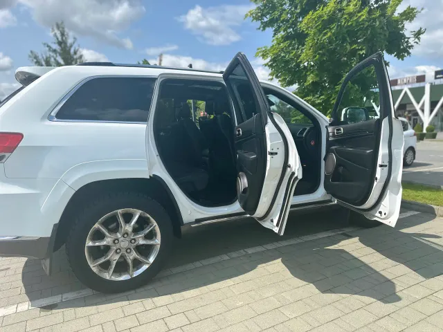 Jeep Grand Cherokee - фото 3