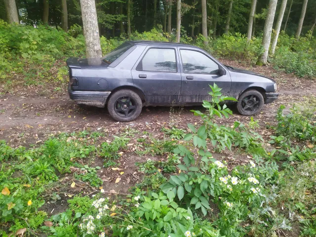 Ford Sierra - фото 5