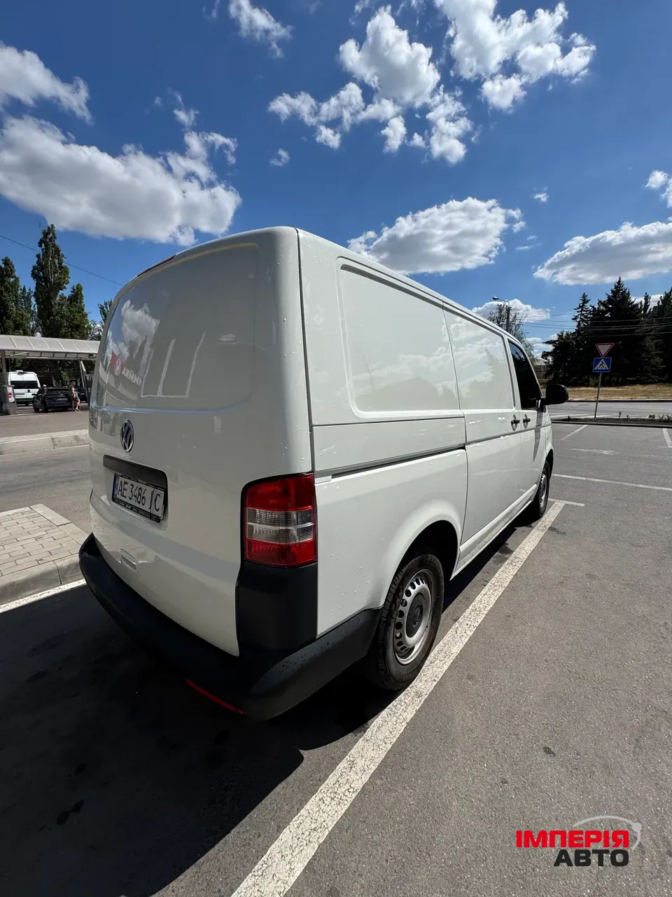 Volkswagen Transporter - фото 6