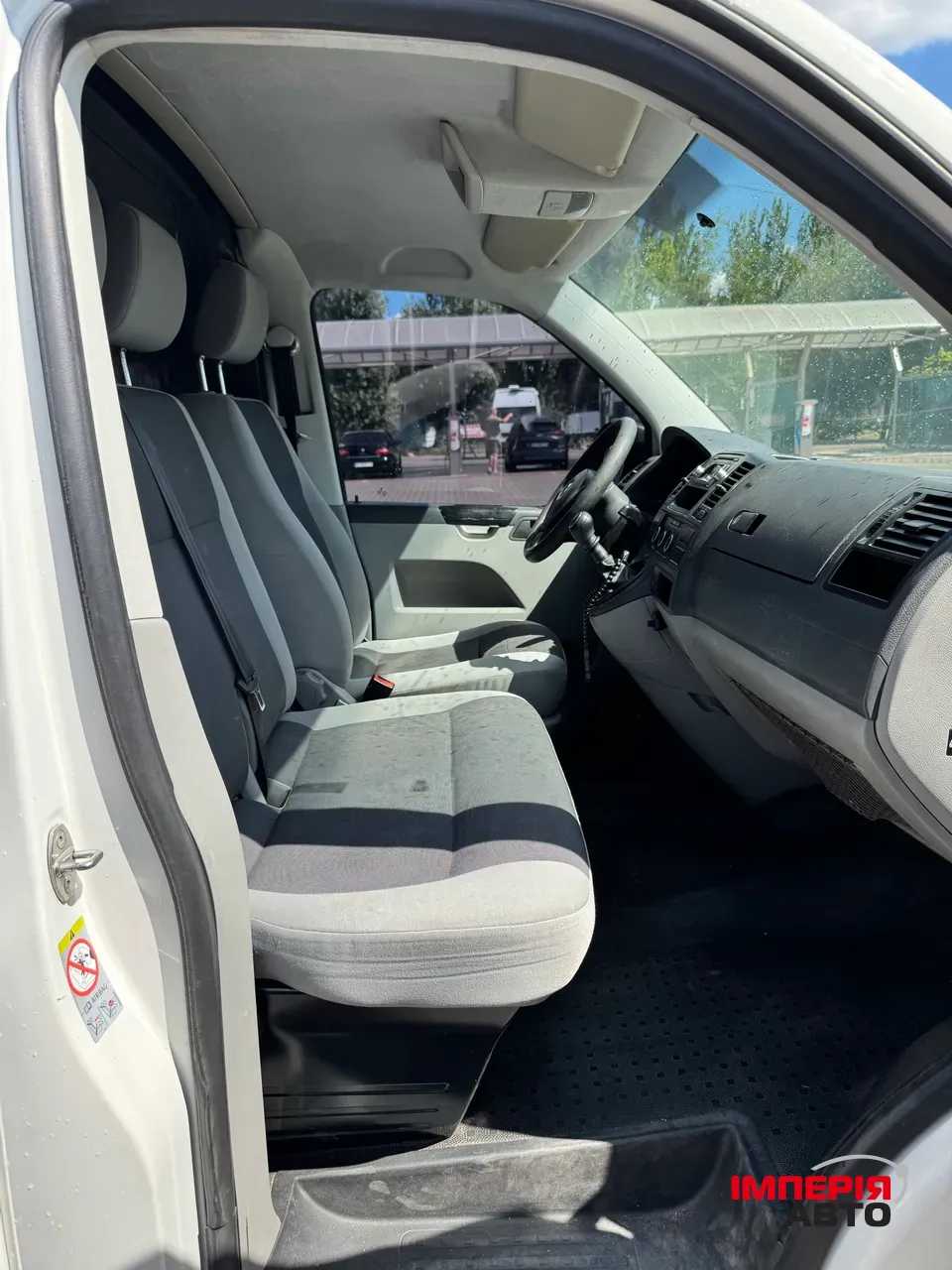 Volkswagen Transporter - фото 8