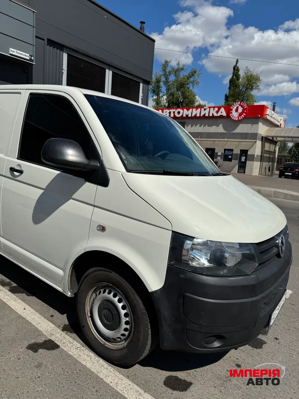 Volkswagen Transporter - фото 9