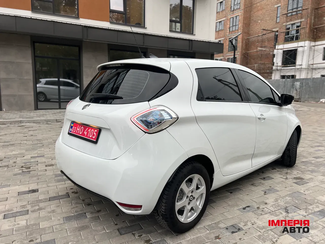 Renault ZOE - фото 7