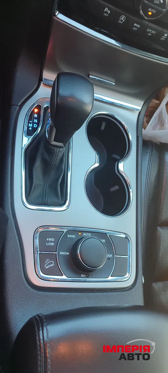 Jeep Grand Cherokee - фото 29