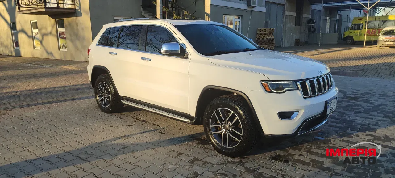 Jeep Grand Cherokee - фото 25