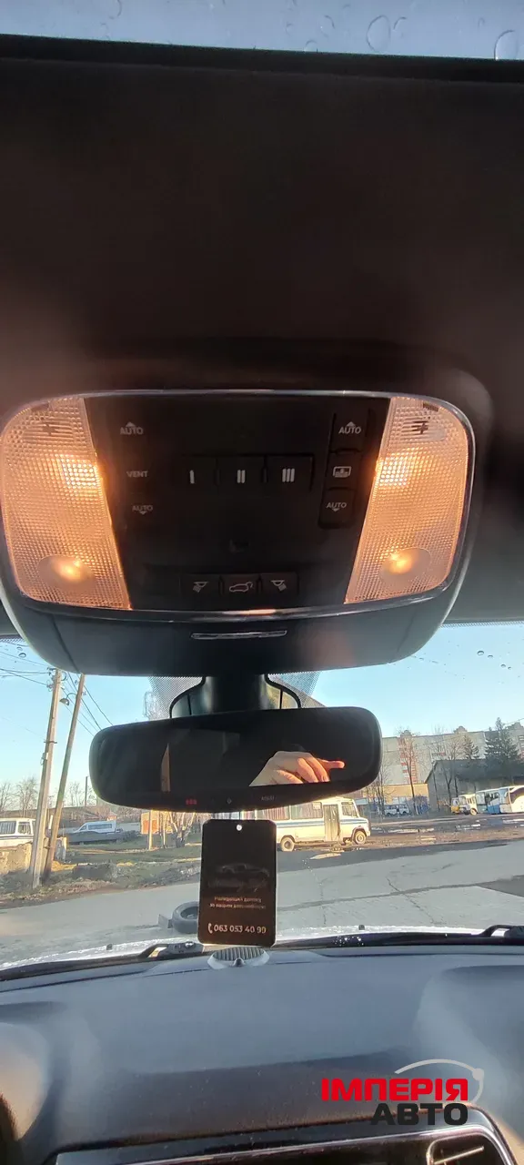 Jeep Grand Cherokee - фото 11