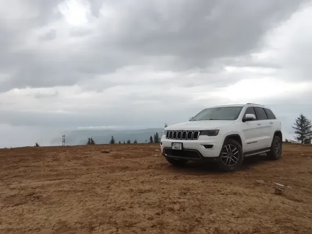 Jeep Grand Cherokee - фото 5