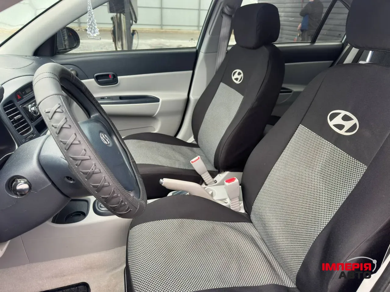 Hyundai Accent - фото 11