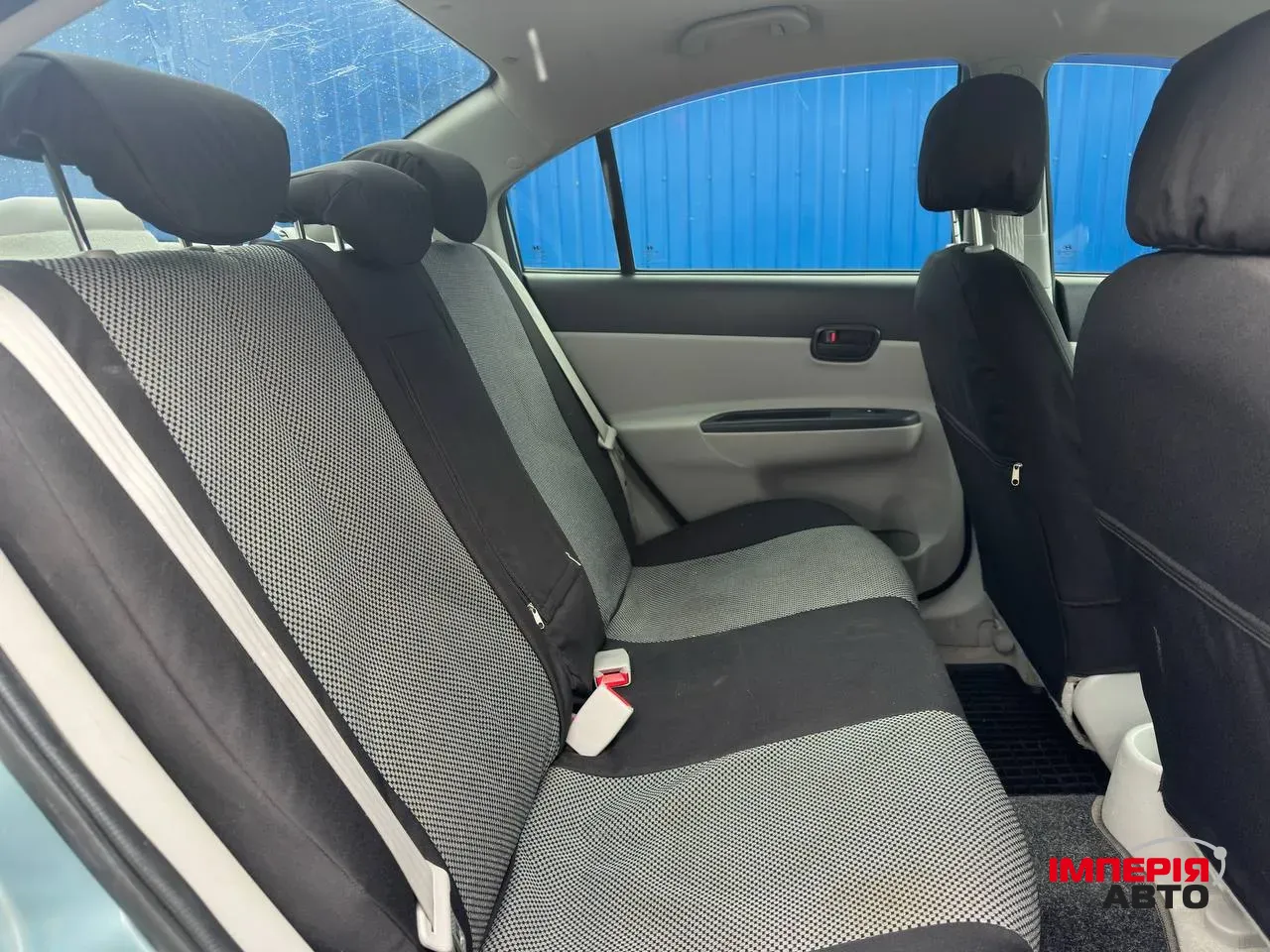 Hyundai Accent - фото 18