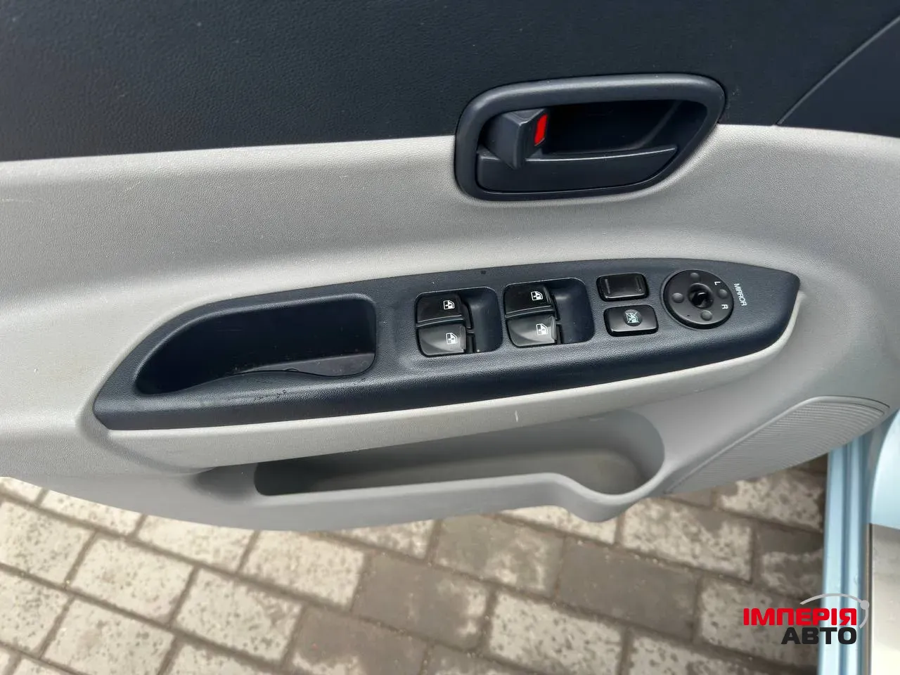 Hyundai Accent - фото 7