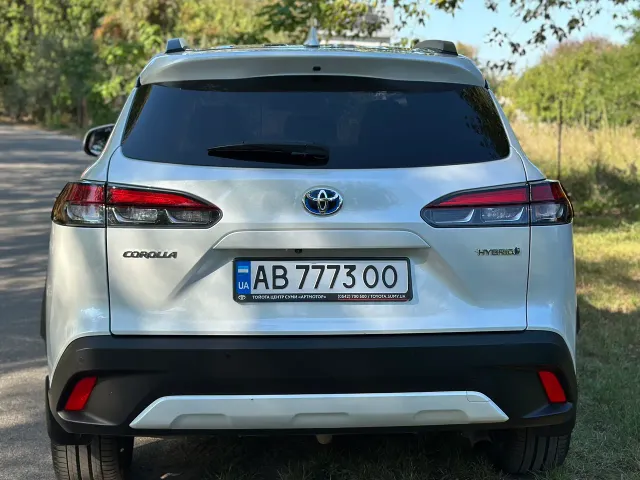 Toyota Corolla Cross - фото 2