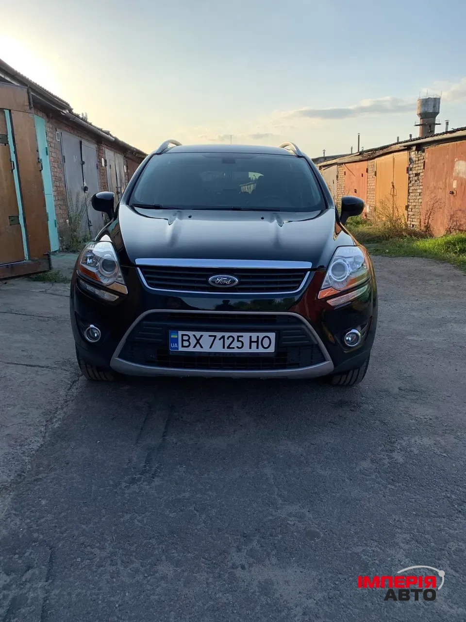 Ford Kuga - фото 1