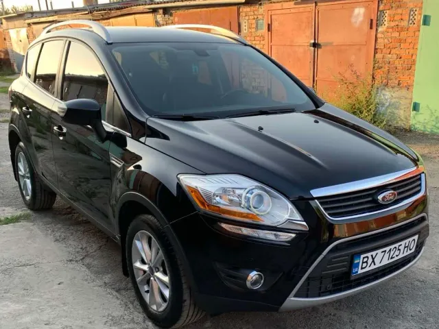 Ford Kuga - фото 3