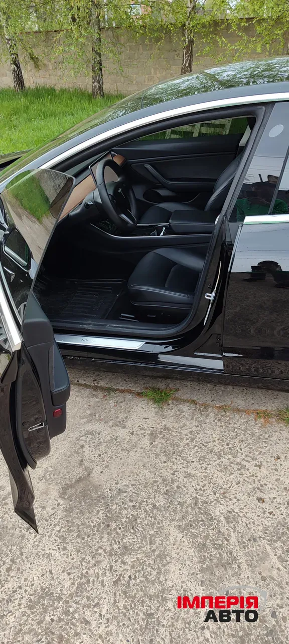 Tesla Model 3 - фото 6