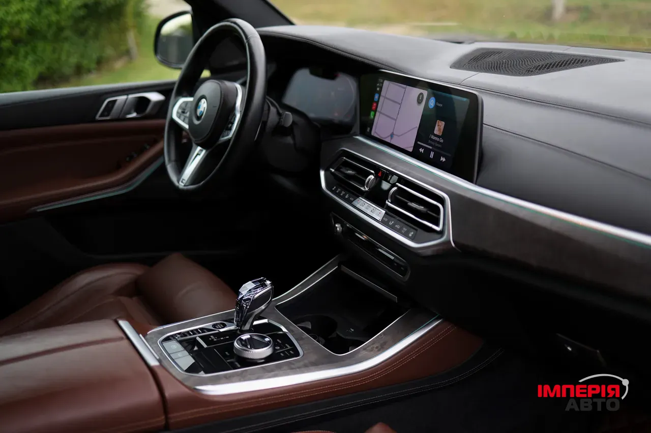 BMW X5 - фото 10
