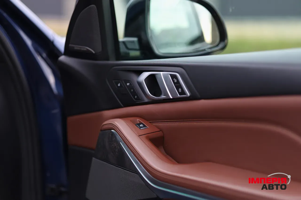 BMW X5 - фото 11