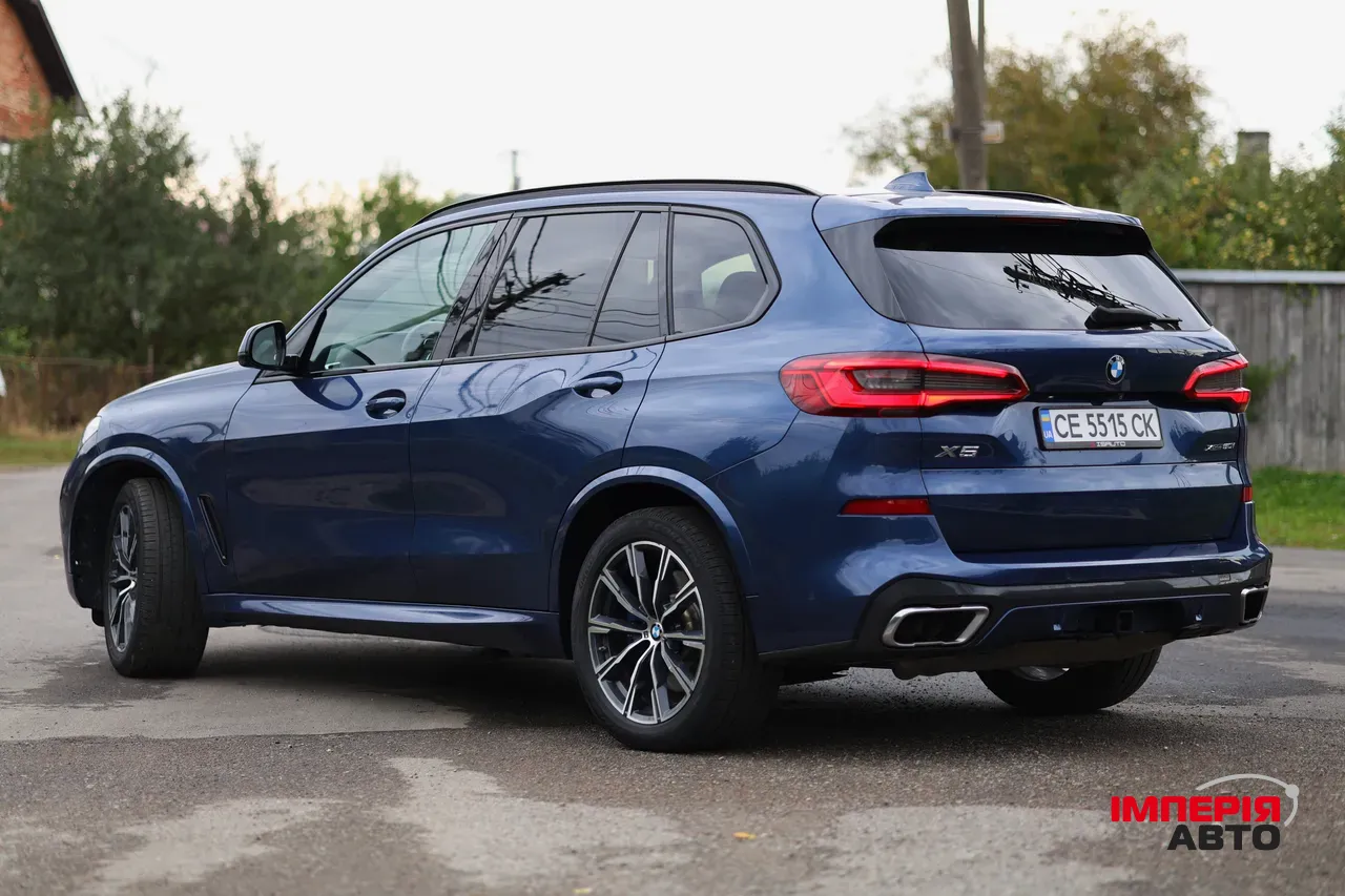 BMW X5 - фото 6