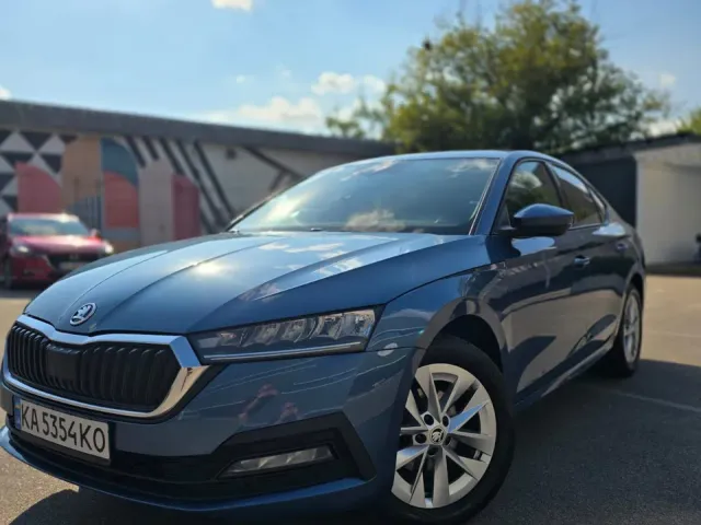 Skoda Octavia - фото 2