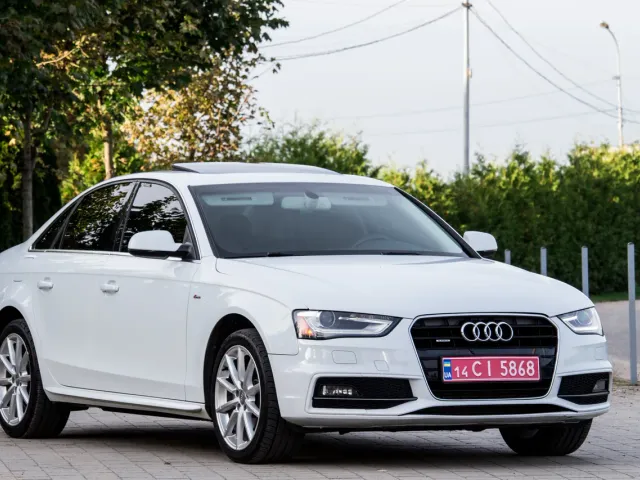 Audi A4 - фото 4