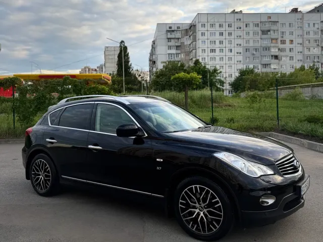 Infiniti QX50 - фото 2