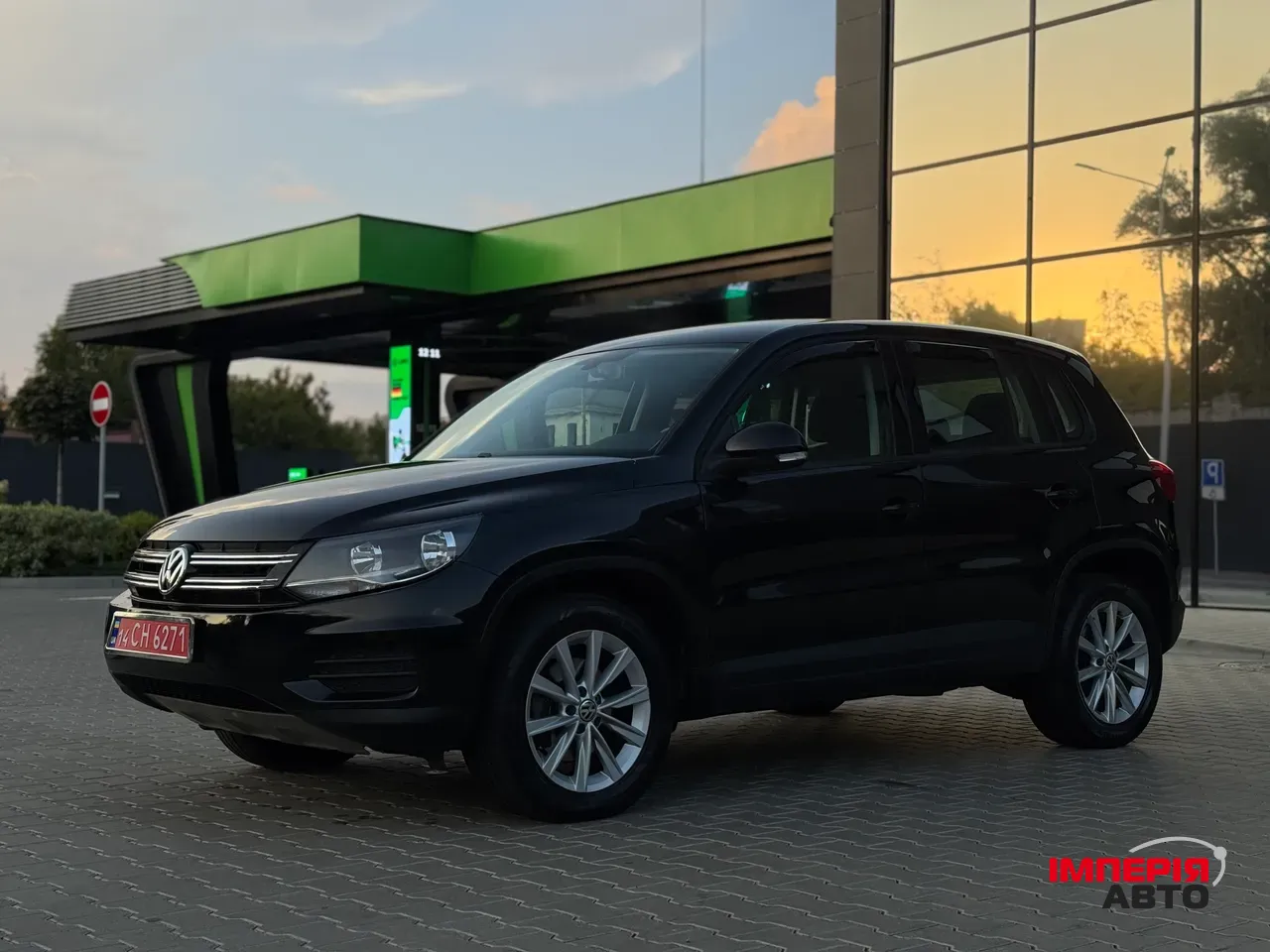 Volkswagen Tiguan - фото 4