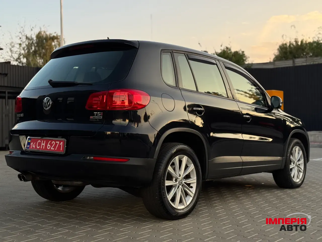 Volkswagen Tiguan - фото 5