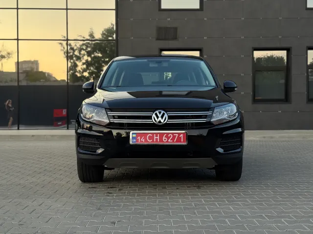 Volkswagen Tiguan - фото 4