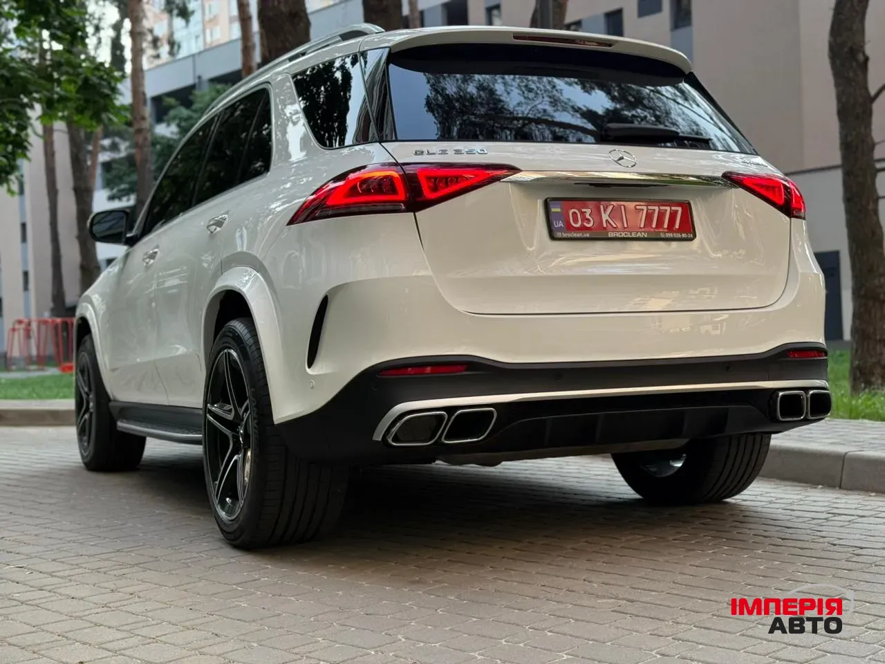 Mercedes-Benz GLE - фото 3