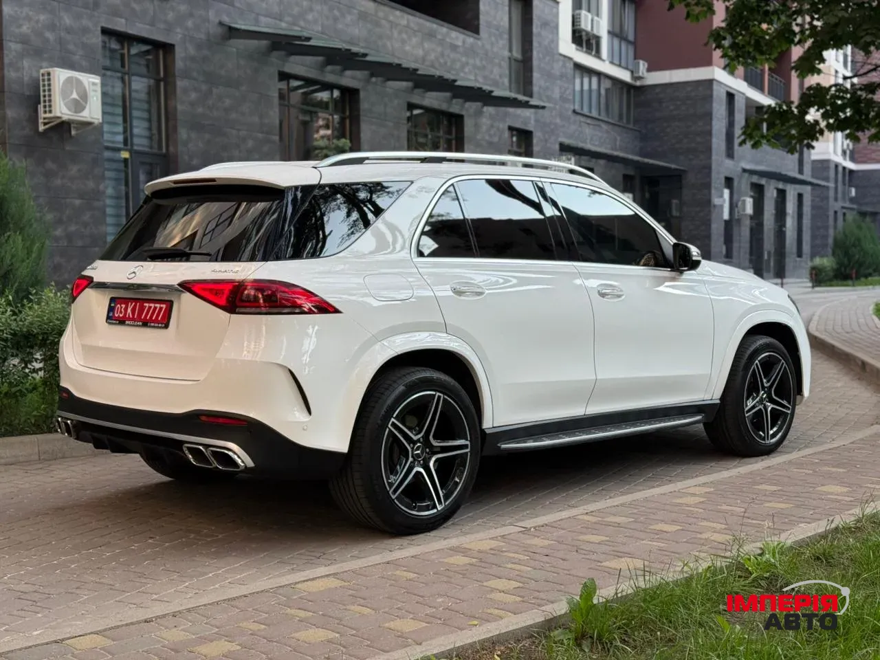 Mercedes-Benz GLE - фото 1