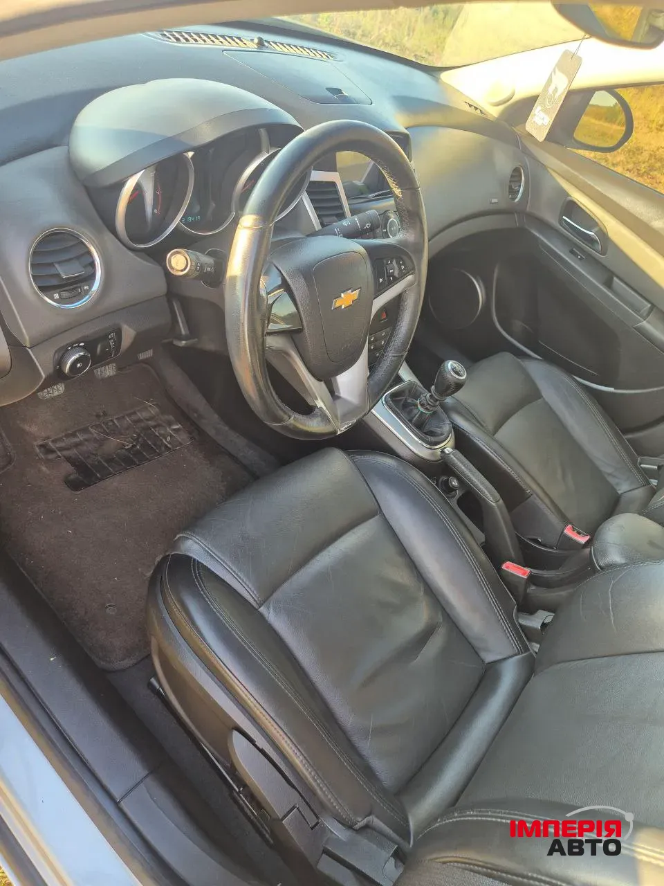 Chevrolet Cruze - фото 12