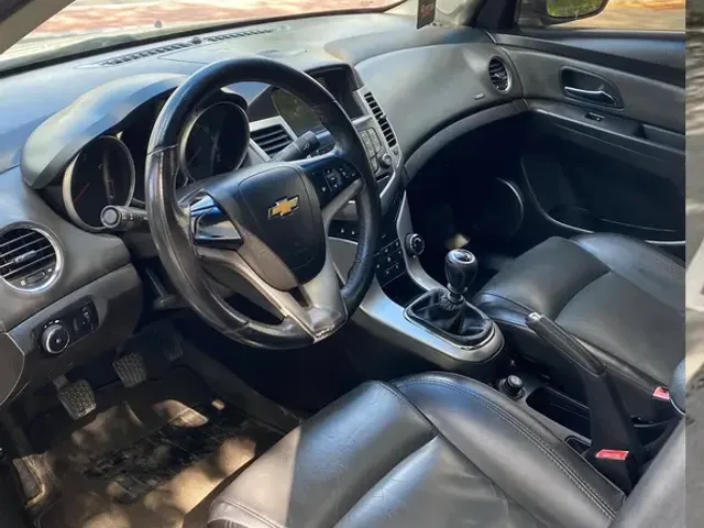 Chevrolet Cruze - фото 4